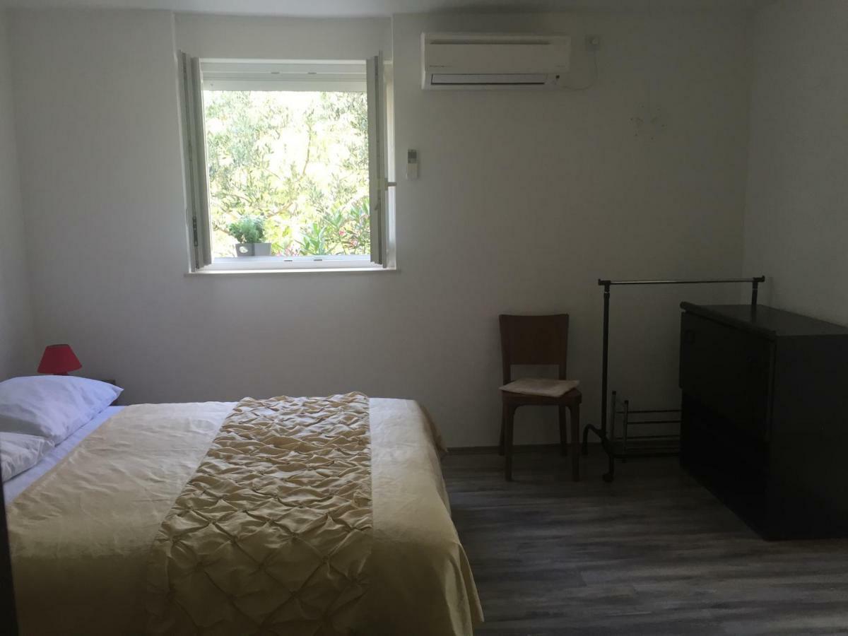 Masa Appartement Šibenik Buitenkant foto